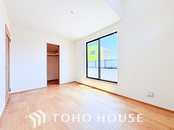 洋室を拡大表示