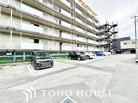 お住まい購入に向けての「質問」「疑問」。些細な事でも何でも質問して下さい。通風や採光、間取りのこだわりから資金計画まで、理想の住まいを叶えるための不安や悩みに、専門のスタッフが丁寧にお答えいたします。
