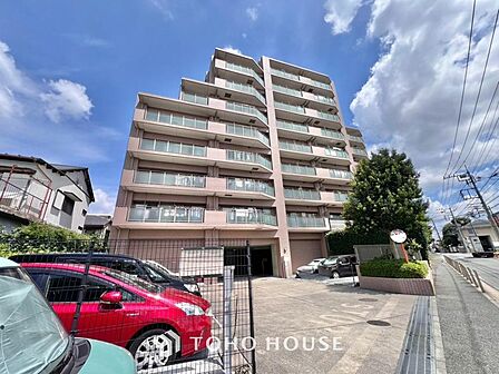 ここから始まる「日常」はご家族にとって大切な時間となります。だからこそ少しでも豊かに少しでも快適に。―通風や採光、間取りのこだわりから資金計画まで、住まい購入の不安や疑問に心を込めてお答えいたします。