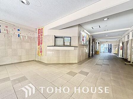 ここに住まわれる人にだけに許された専用のエントランス。ゆったりとした休息と癒しを提供してくれます。