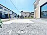 駐車場：自転車やバイクなど、ゆとりのある敷地で置き場所に困ることはないでしょう。大切な愛車を雨風から守るサイクルポートの設置や、メンテナンス用のスペース確保も思いのまま。趣味の時間を存分に満喫できる環境です。