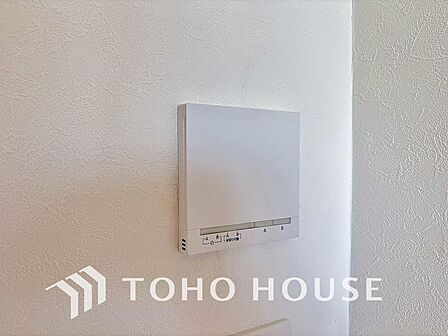 床下収納の場合は使っていない空間を有効利用するので、キッチンを狭くすることなく収納場所を増やせます。