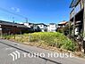 外観：方角や時間帯の違いで日当たりがどう変化するか、周辺の道路や学校、お店や道路 の音など、家の中で静かに過ごせるかチェックできるのも、完成済みならでは。