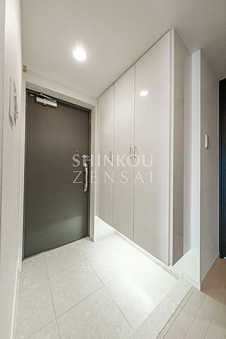 玄関 サンデュエル弘前 9階/-