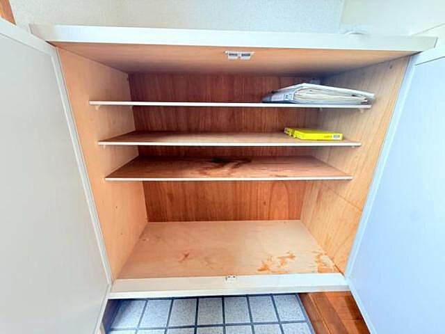 収納