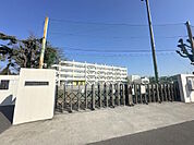■南砂小学校 徒歩２分
