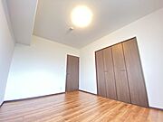 各居室に収納があり、お部屋を綺麗に保つことが可能です♪