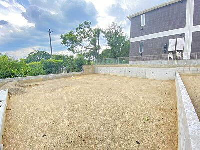 外観：建築条件がないのでお好きな住宅メーカーや工務店で建築可能です♪