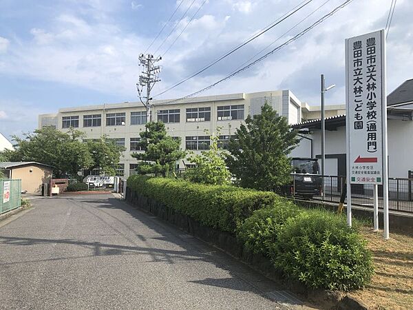 周辺を拡大表示