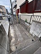 玄関アプローチ