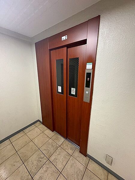 エントランスを拡大表示
