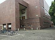 所沢市立所沢図書館（1270m）
