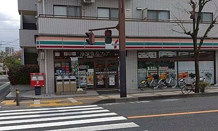 セブンイレブン 浦和常盤5丁目店(3354m)