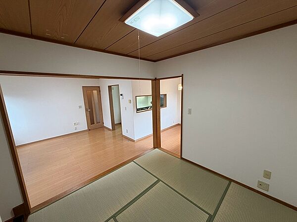 寝室を拡大表示