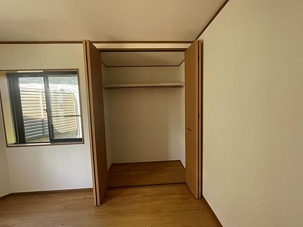 洋室を拡大表示