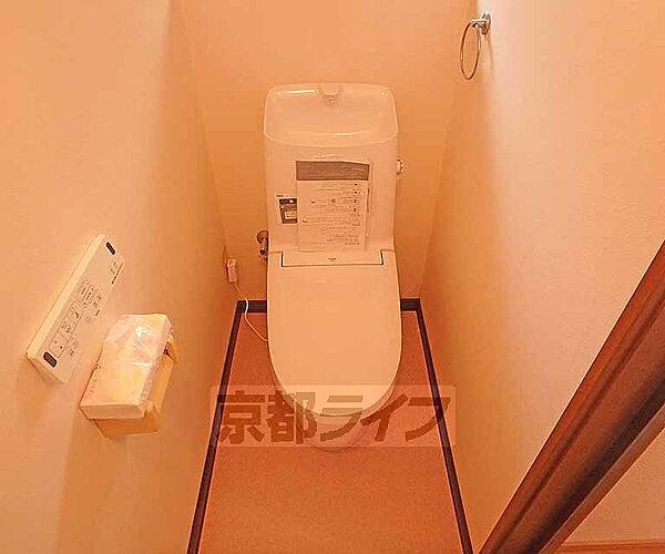 清潔感のあるトイレです。