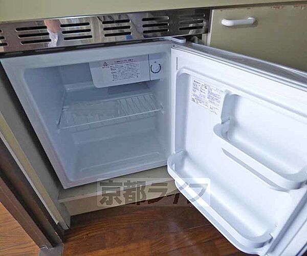 画像25:ミニ冷蔵庫ついています。