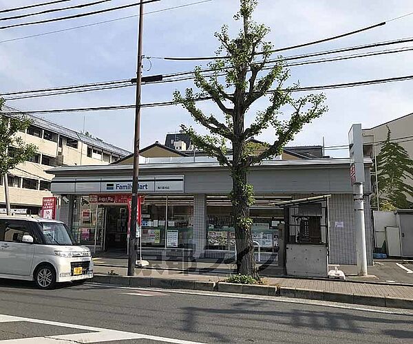 ファミリーマート堀川御池店まで459m