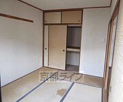 収納も出来るお部屋です