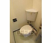 清潔感のあるトイレです