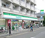 ファミリーマート岡本竹田駅前店まで244m 駅徒歩1分です。