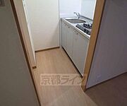 キッチンスペースにみ独立しています。