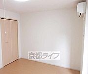 寝室に