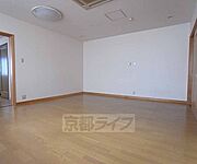 広くてきれいなお部屋です。