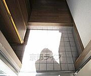 来客にも安心の玄関です