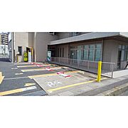 隣にコインパーキングあり