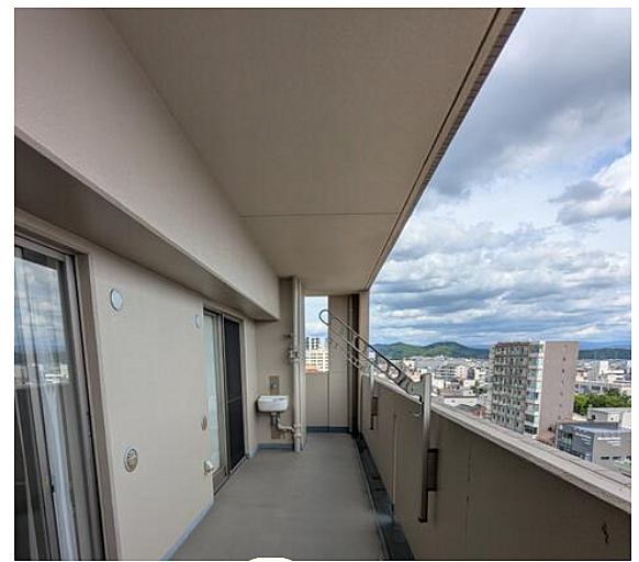 バルコニーを拡大表示