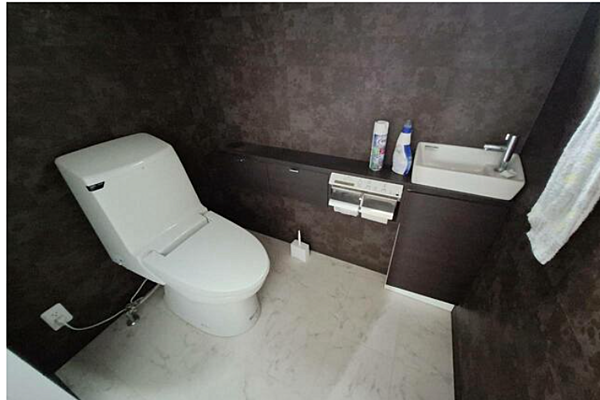 トイレを拡大表示