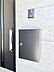 その他：シンプルデザインのポスト。