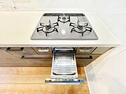 三口ガスコンロでお料理が一気にはかどりそう。  