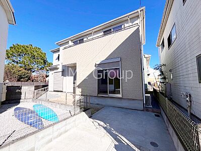外観：たっぷりの陽光と心地よい風が舞い込む住まい