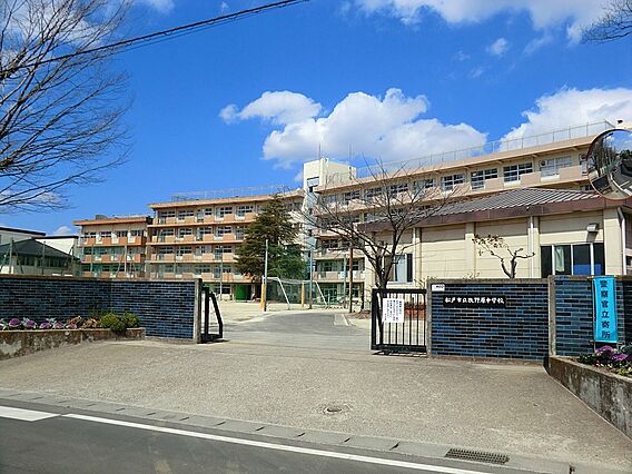 中学校 165...
