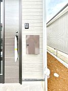 シンプルデザインのポスト。