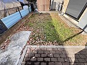 ガーデニングや家庭菜園も楽しめるお庭付き。