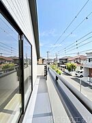 ゆったりバルコニーだから沢山お洗濯ものを干せます