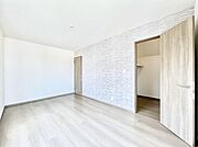 ウォークインクローゼットがあるお部屋。季節ごとの入れ替えも不要で便利です！