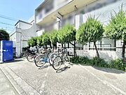 自転車置き場　