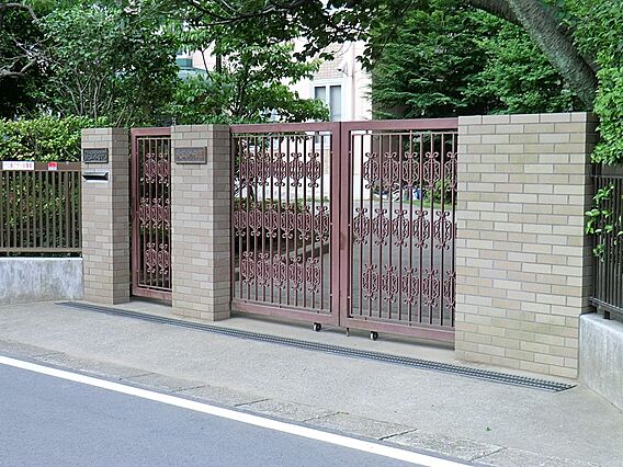 幼稚園・保育園...