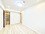 スッキリとした快適空間に！WIC付きのお部屋でゆったり寛げます！