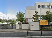 小学校 830m 浦安市立東小学校