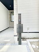 表札・インターホン・ポストをひとつに集約