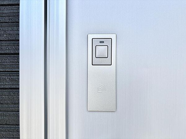 玄関を拡大表示