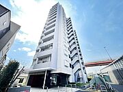 溢れる陽光でご家族の笑顔も輝く 