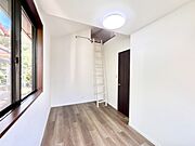 お部屋を有効活用できるロフト付き！広々空間でゆったりリラックスタイム！