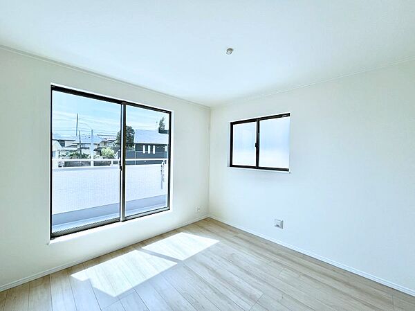 寝室を拡大表示