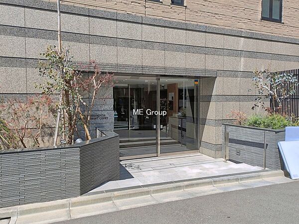 エントランス